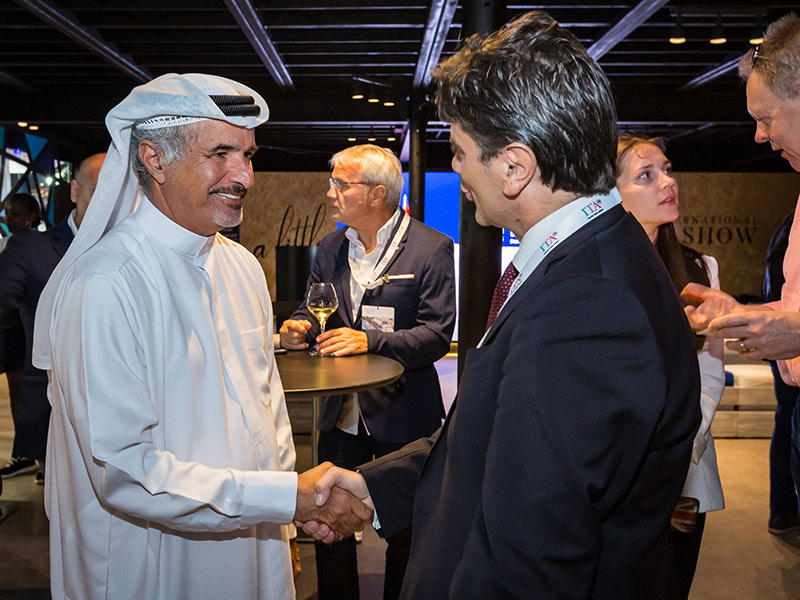 فخامة الأداء والتصميم الإيطالي تجذب الأنظار في معرض دبي العالمي للقوارب